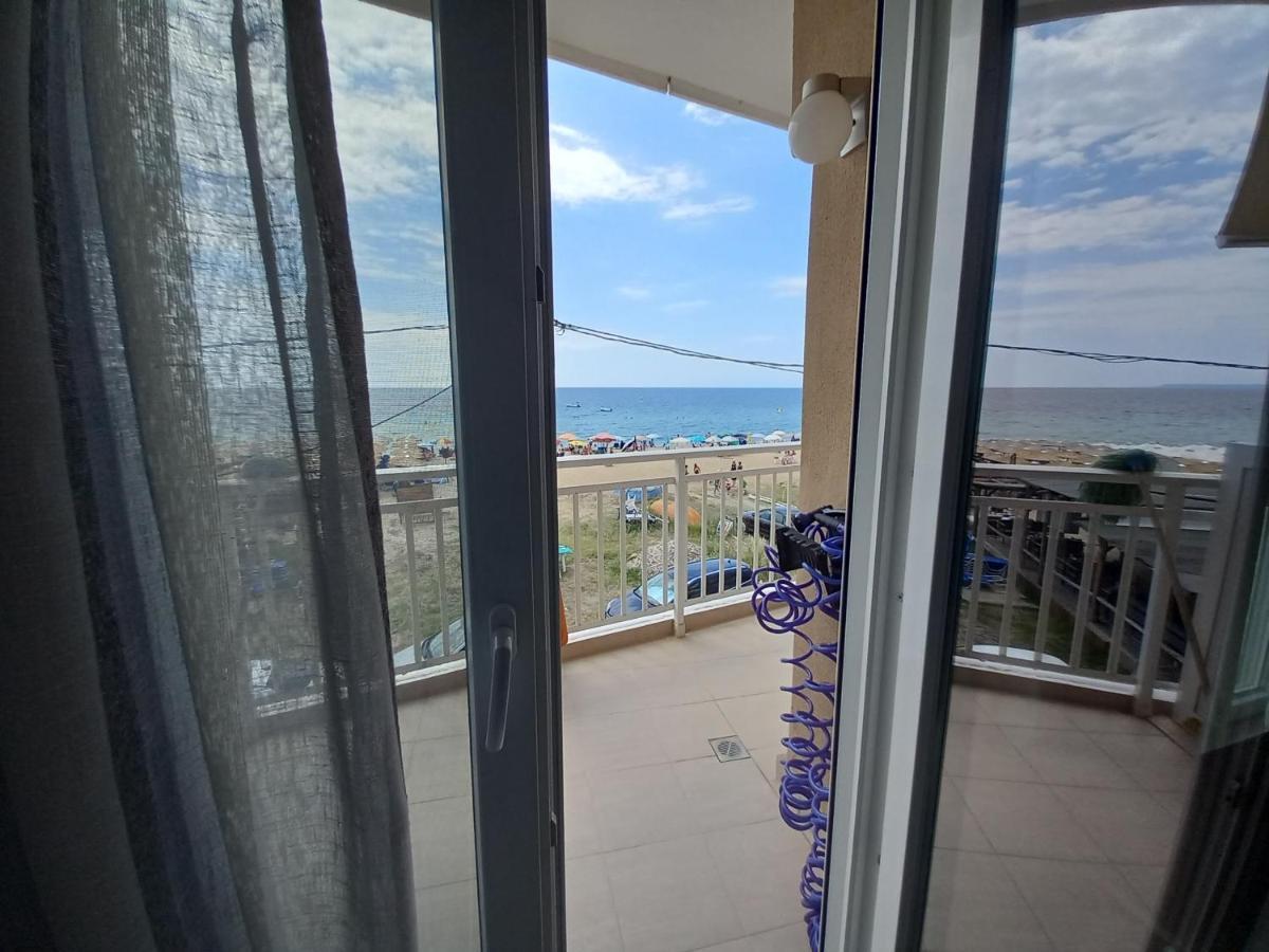 "Breeze" Front To The Sea - Hakidiki Villa Flogita Buitenkant foto